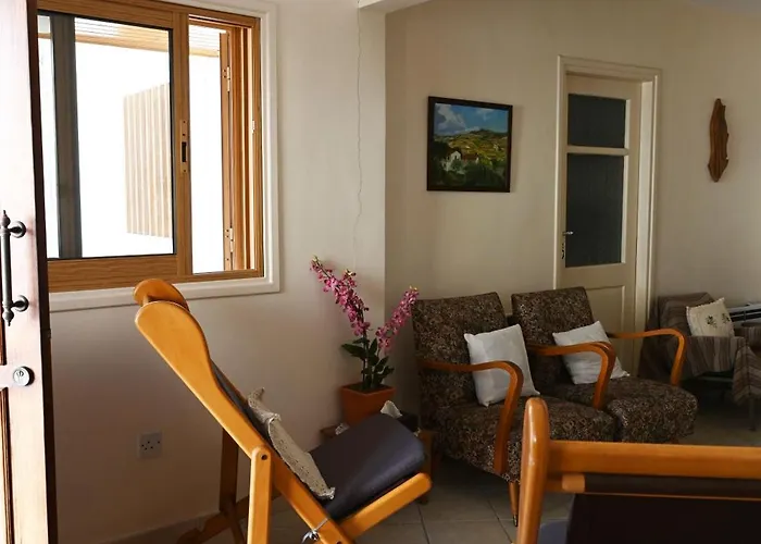 Themishouse Όμοδος